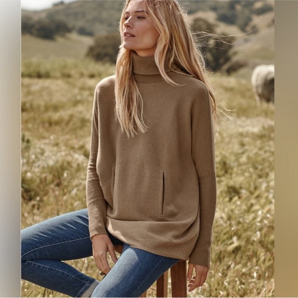 Garnet Hill Cashmere Wool Blend Oversized Turtleneck Sweater Light Mocha L - Picture 3 of 14